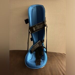 Formfit Night Splint with tread **Brand New!